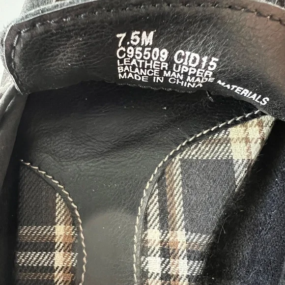 B.Ø.C Born Women's Black Leather Loafer size 7.5M - Picture 8 of 8